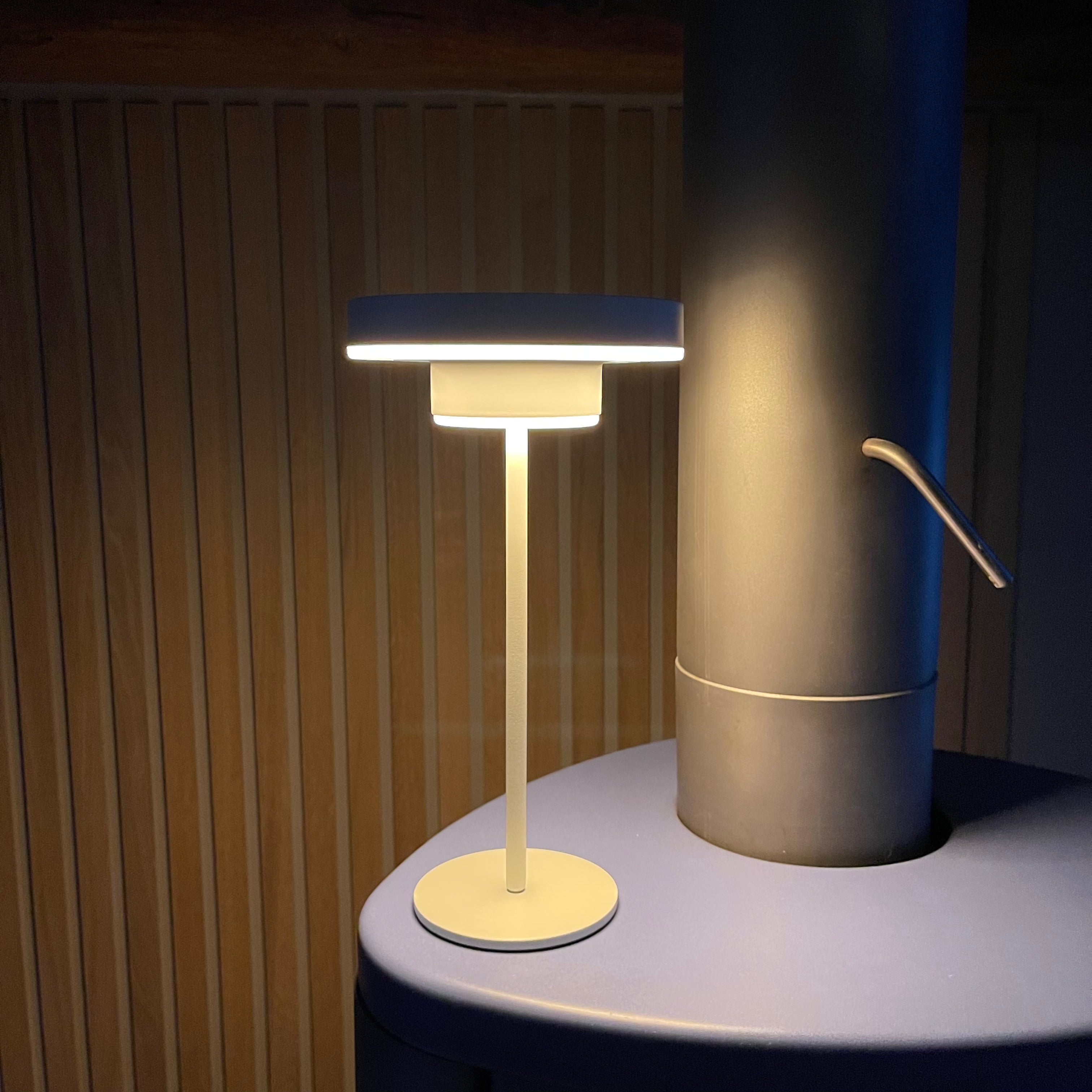 Variant image for Elegante Buitenlamp Zonne Energie - Solar Wandlamp voor Tuin en Terras-2