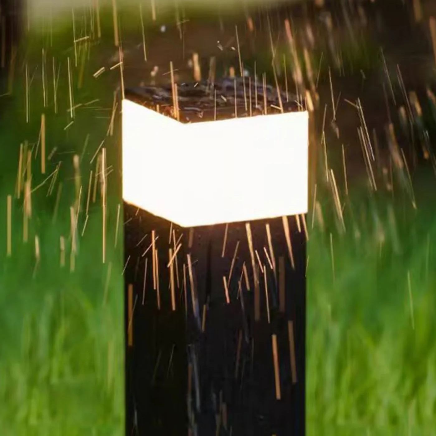 Rechthoekige LED Buitenlamp Zwart van Metaal voor Tuin en Patio-5