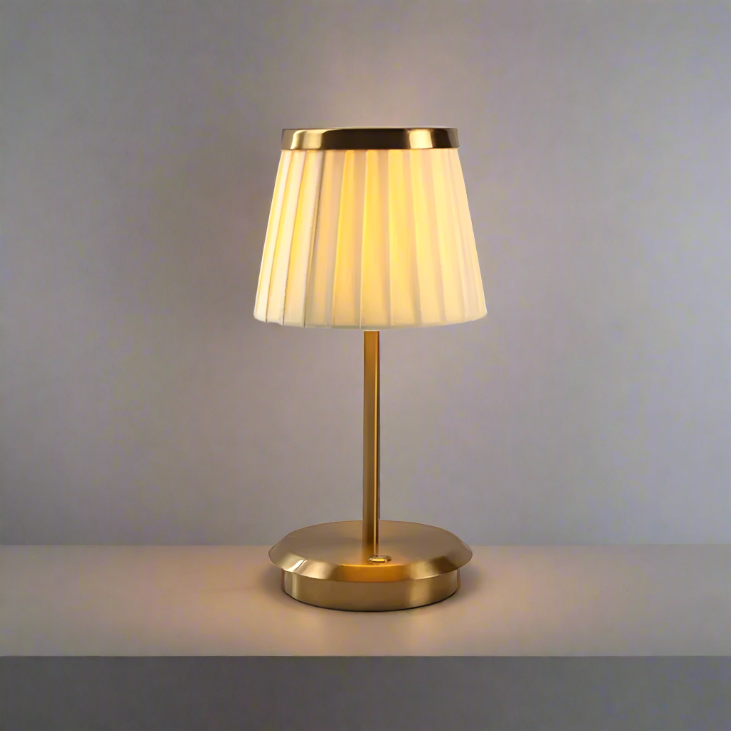 Geplooide Hanglamp met Metalen Basis voor Elegante LED Verlichting-3