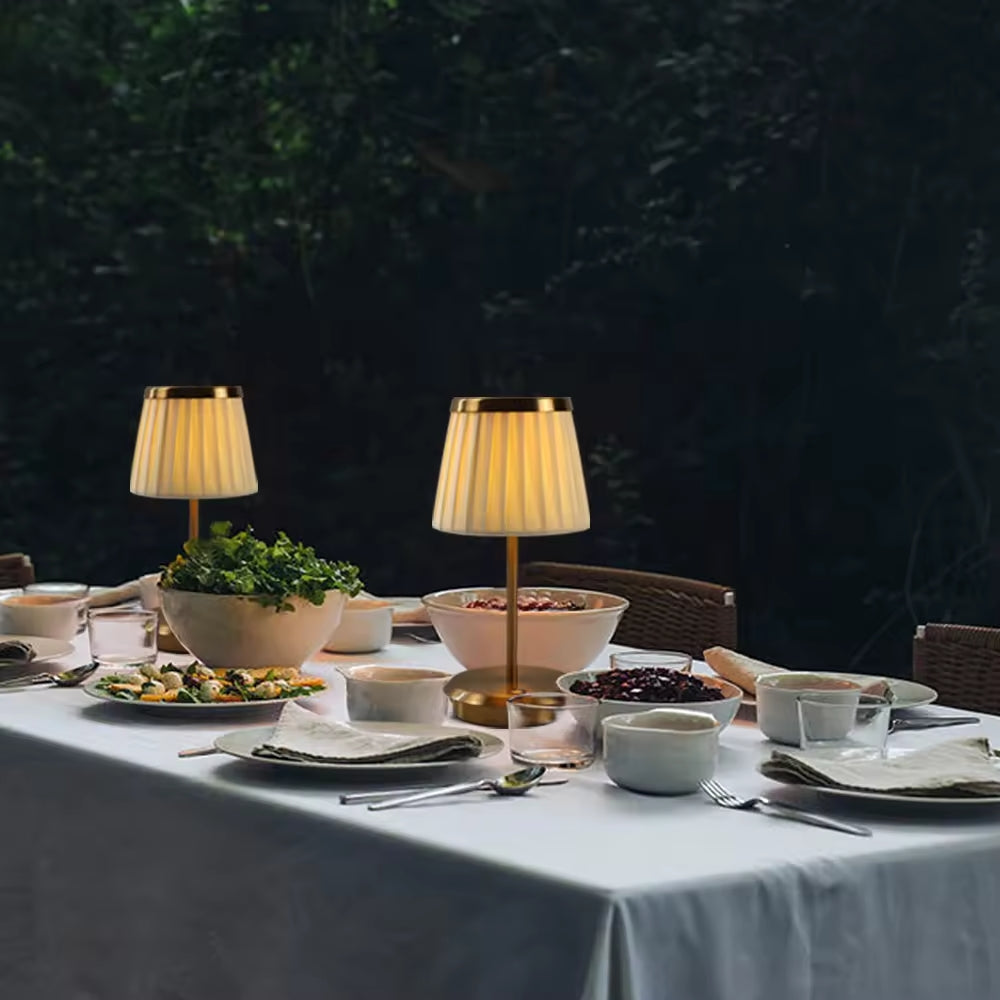 Geplooide Hanglamp met Metalen Basis voor Elegante LED Verlichting-5